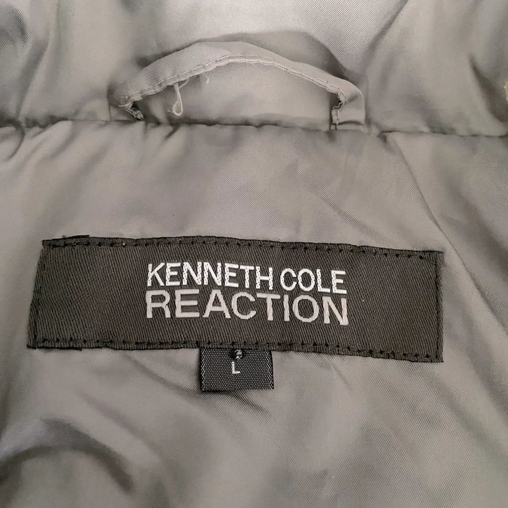 Kenneth Cole Reaction Ladies Size L Silver Gray Puffy Soft Comfy Jacket Exc Cond - Picture 7 of 9